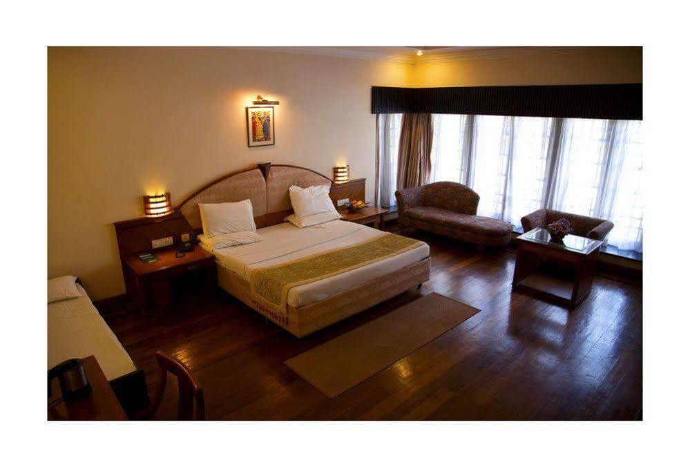 Ktdc Aranya Nivas Thekkady Hotel Kumily Luaran gambar